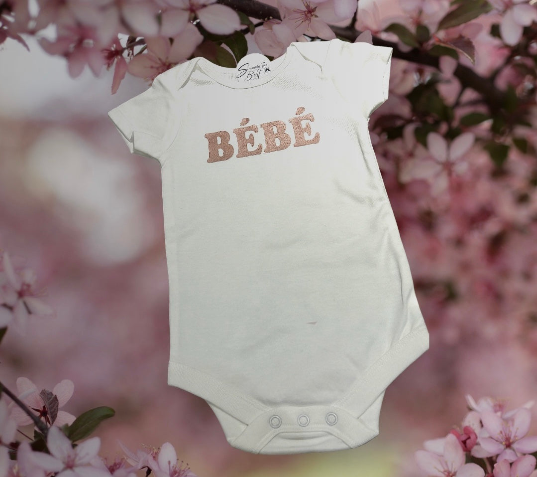 Bébé Onesie